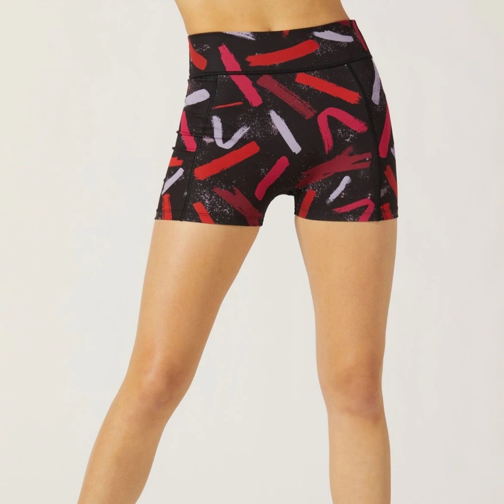 Like NEW Wear it To Heart 80’s Rendition JORDAN BOY SHORT SUMMER VAMP NOCTURNAL